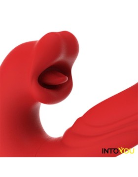 VIBRADOR CON MICROLENGUA Y SEXO ORAL