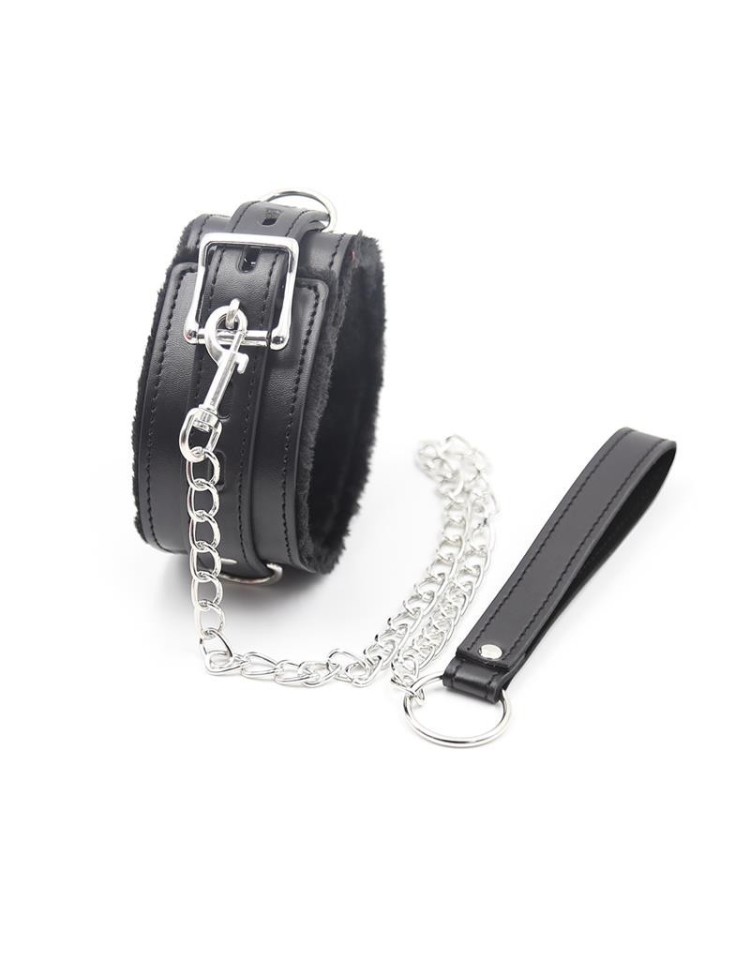 COLLAR CON CORREA DE METAL NEGRO - LATETOBED BDSM LINE